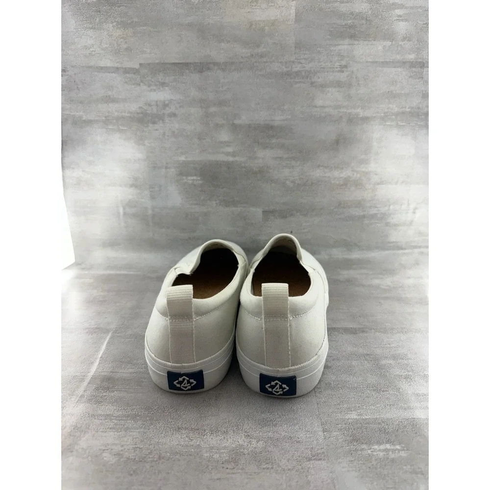 Sperry Crest Vibe SeaCycled Womens 11 White Canvas Slip On Sneakers STS88145